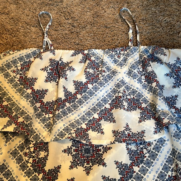 Blue and red patterned blouse - Picture 2 of 3